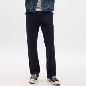 GAP Men’s Straight Chino Pants in Navy Blue